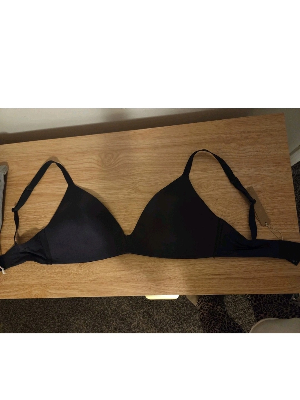 SKIMS Black Wireless T-Shirt Bra